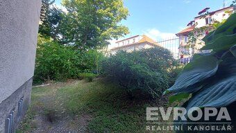We exclusively offer a very well maintained apartment in a beautiful location, 