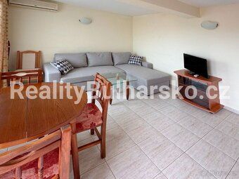 Bulharsko – Slunečné pobřeží | Útulný apartmán 2+kk s teraso