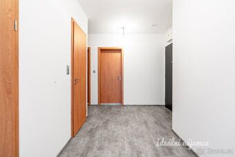 We offer for long-term sublet an entirely new apartment of layout 
