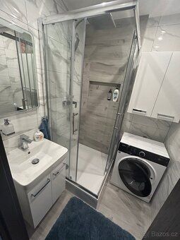 Atraktivní byt 3+1 (68 m²) se zaskleným balkónem.5 min od me