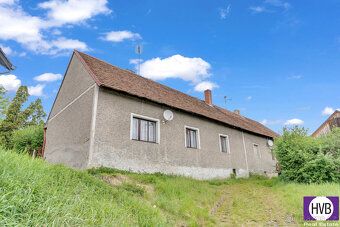Nabízíme na prodej dům v původním stavu o velikosti 119 m2, 