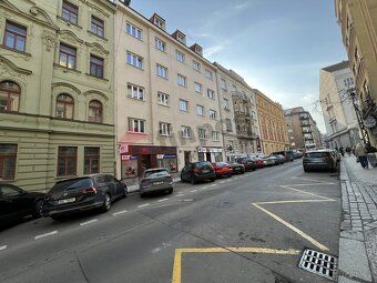 Nabízíme k pronájmu sklepní kóji o velikosti cca 2 m², která