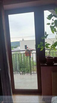 Samostatný pokoj P5 Radotín pro dívku DK00098X Nabízíme samo