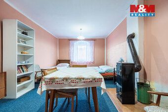 Nabízíme k prodeji útulnou chalupu evidovanou na katastru ja
