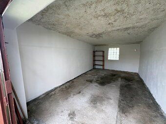 Nabízím k pronájmu garáž v Bruntále poblíž rybníka a sídlišt