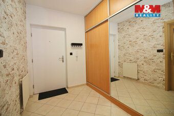 Nabízíme k pronájmu moderní byt 2+kk, 45 m² po kompletní rek