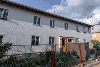 Nabízíme k pronájmu krásný a prostorný byt 3+kk o velikosti 