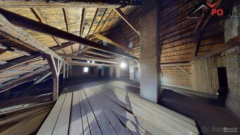 We exclusively offer for sale an exceptional restaurant property 