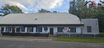 We exclusively offer for sale an exceptional restaurant property 