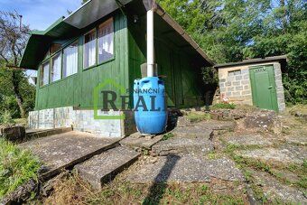 Specialist in selling cottages and gardens offers for sale a wooden cottage of 20 sqm floor…