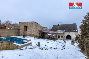 We offer for sale a detached family house 2+1 in a quiet area of Louny