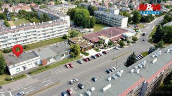 Nabízíme k pronájmu obchodní prostory nacházející se v blízk