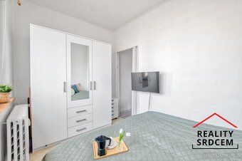 Looking for an apartment for yourself or your family in a desirable location?
