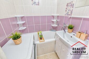 Looking for an apartment for yourself or your family in a desirable location?