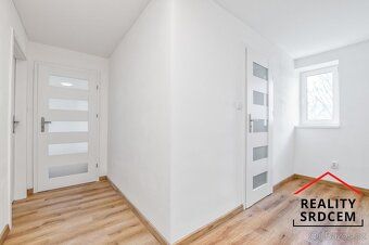 Hledáte nově opravený moderní byt k dlouhodobému pronájmu?
M