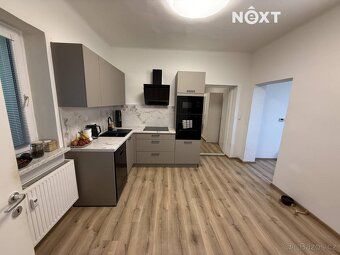 Exkluzivně Vám nabízíme bytovou jednotku o dispozici 4+1 nac