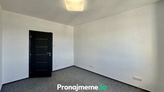 Ev.č. 100277 Praktický a nadstandardně vybavený byt 3+kk s l