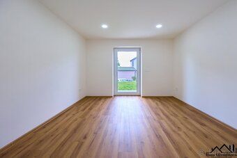 Looking for modern family housing in a quiet environment but close to town?