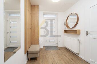 Looking for a family house that will enchant you right at first entry?