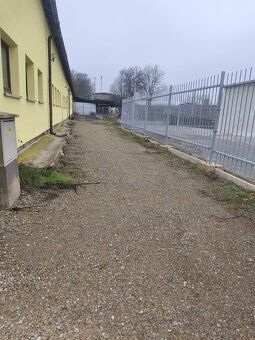Rent approximately 980 sqm of paved, fenced area with entrance gate that can be locked.