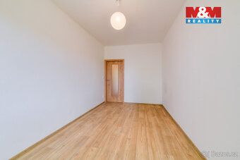 Nabízíme k pronájmu světlý a nadstandardně vybavený byt 3+kk