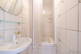 Offer for sale bright apartment in personal ownership of 3+1 layout with balcony