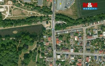 Nabízíme k pronájmu světlý byt 1+1 o užitné ploše 33 m² v Ji