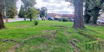 Ve výhradním zastoupení majitelů si Vám dovolujeme nabídnout