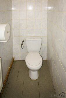 Ref code 00060 We offer for rent two commercial spaces (possible connection in one unit)