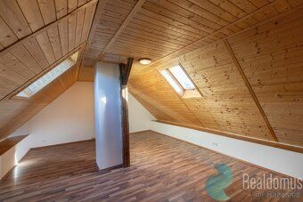 Nabízíme k prodeji krásný rodinný dům o velikosti 143 m², si