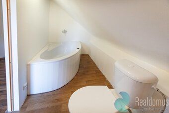 Nabízíme k prodeji krásný rodinný dům o velikosti 143 m², si