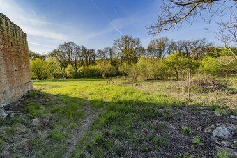 Svojetín, prodej stavebního pozemku 3831 m2
Nabízím k prodej