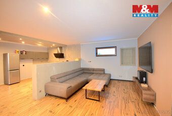 We offer modern newly built family house 6+kk in Sosnová village