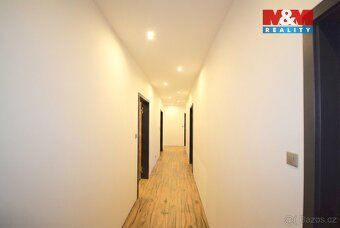 We offer modern newly built family house 6+kk in Sosnová village