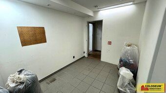 Ref # 5429B009 Rent of representative corner store - Ko