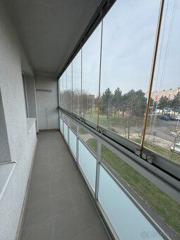 We would like to introduce you to a completely renovated apartment 2+