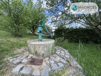 Exclusive offer of land for sale by owner's representation