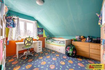 Ev.č. E1424BL007 Lukrativně nabízíme moderní rodinný dům z r