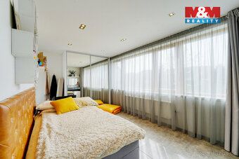 Nabízíme k prodeji rodinný dům o dispozici 4+kk a užitné plo