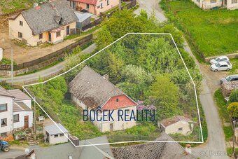 Ew. nr 10126 Przyjdź odkryj ten malowniczy dom rodzinny lub letni domek z układem 2+1 w…