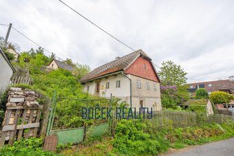 Ew. nr 10126 Przyjdź odkryj ten malowniczy dom rodzinny lub letni domek z układem 2+1 w…