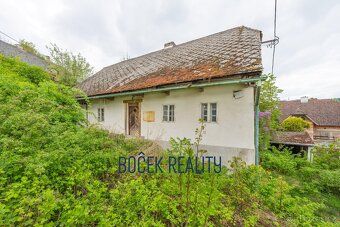 Ew. nr 10126 Przyjdź odkryj ten malowniczy dom rodzinny lub letni domek z układem 2+1 w…