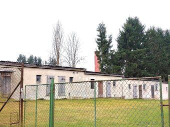Proč se spokojit s málem? Nabízíme ke koupi dvě sousední jed