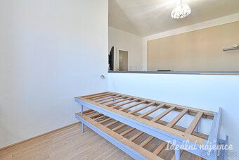 K dlouhodobému podnájmu nabízíme prostorný byt o dispozici 2