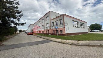 We offer office space rental in an administrative building of the Building Housing Cooperative…