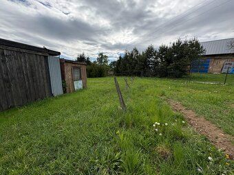 Exkluzivně nabízíme prodej stavebního pozemku 2000m2 v obci 