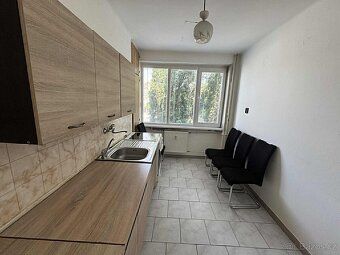 Pronájem světlého a udržovaného bytu 3+1 o velikosti 85 m² v