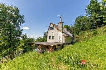 Prodej chaty 49 m², pozemek 3509 m²Chcete utéct od ruchu měs