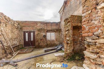 Reg. No. 100209 Under construction guesthouse directly in the historic center of Z