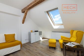 This generous 3+kk apartment of 125 m² on Plotní Street represents an excellent combination of…